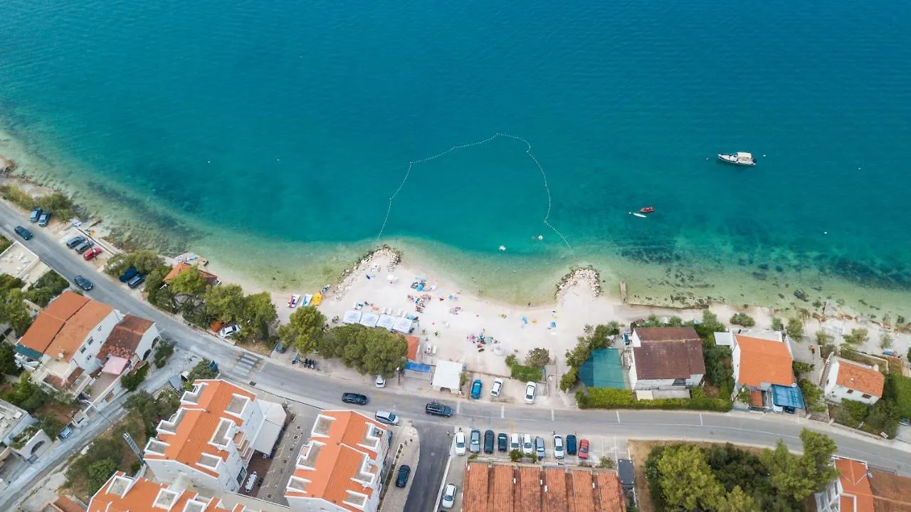 Villa Malo More Trogir 3*, Arbanija Croatia